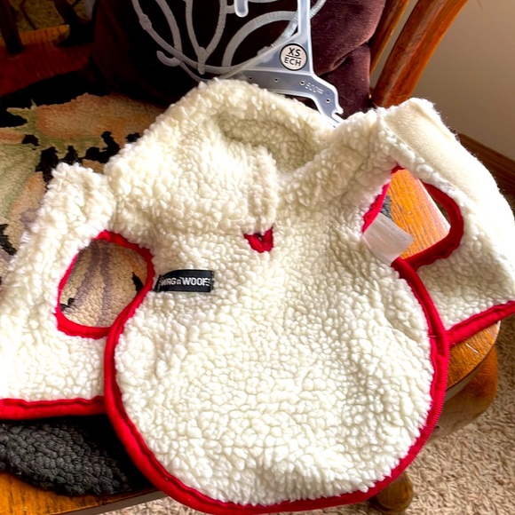 🐾Super Cute “WAG N WOOF” woollike Sherpa winter dog jacket.🍁☃️❄️ - Picture 4 of 8